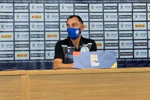 ΒΑΛΕΜ/"Να παίξει καλύτερο ποδόσφαιρο η Εθνική-Πρόκληση το Μαυροβούνιο"