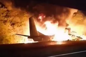 Συνετρίβη αεροσκάφος στην Ουκρανία