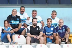 Μεγάλη παρέα/Απόλλων