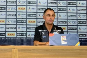 ΒΑΛΕΜ/"Να παίξει καλύτερο ποδόσφαιρο η Εθνική-Πρόκληση το Μαυροβούνιο"