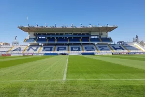ΕΚΕΙ/ΑΝΟ