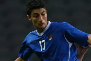 Araz Abdullayev/Aνόρθωση