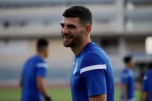 ΑΠΡΟΣΜΕΝΗ κίνηση! (ΑΠΟΕΛ)