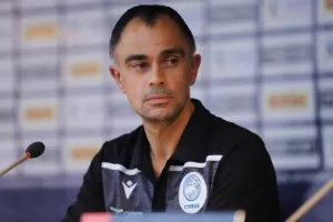 ΒΑΛΕΜ/"Να παίξει καλύτερο ποδόσφαιρο η Εθνική-Πρόκληση το Μαυροβούνιο"