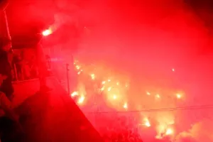 ΧΑΜΟΣ στο οίκημα των "Lakatamia Fans"/ Αποθεώθηκε η αποστολή! (ΦΩΤΟΣ/ΒΙΝΤΕΟ)