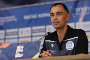 ΒΑΛΕΜ: "Πάμε με το τρίπτυχο ανάπτυξη-ομαδικότητα-νίκη"