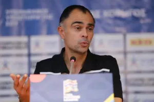 ΒΑΛΕΜ: "Πάμε με το τρίπτυχο ανάπτυξη-ομαδικότητα-νίκη"
