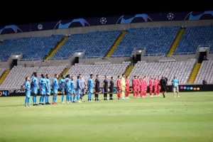 ΦΩΤΟΡΕΠΟΡΤΑΖ/Δεκάδες "κλικ" από το Ομόνοια - Ολυμπιακός