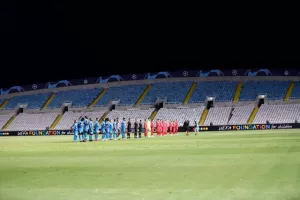 ΦΩΤΟΡΕΠΟΡΤΑΖ/Δεκάδες "κλικ" από το Ομόνοια - Ολυμπιακός