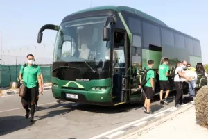 (ΦΩΤΟΣ/ΒΙΝΤΕΟ) Αναχώρησε για Αθήνα η Ομόνοια 