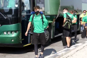 (ΦΩΤΟΣ/ΒΙΝΤΕΟ) Αναχώρησε για Αθήνα η Ομόνοια 