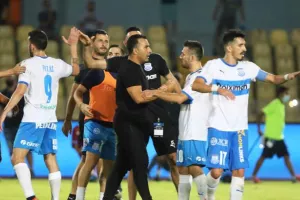 O Ντένιτς… ξεκλείδωσε το τρίποντο! (φώτος)