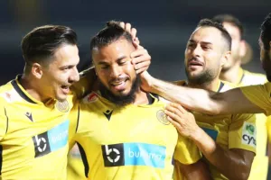 Επέστρεψε και... ΤΡΙΤΗ νίκη με τριάρα! (Φώτος)