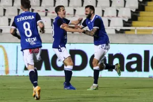 Εφιαλτική βραδιά, εύκολος αποκλεισμός... (φώτος)