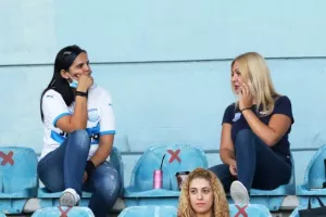 O Ντένιτς… ξεκλείδωσε το τρίποντο! (φώτος)