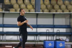 O Ντένιτς… ξεκλείδωσε το τρίποντο! (φώτος)