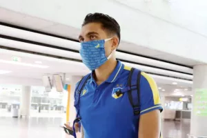 ΦΩΤΟΣ/Αναχώρησε για Τσεχία 