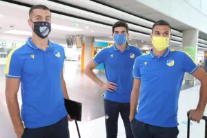 ΦΩΤΟΣ/Αναχώρησε για Τσεχία 