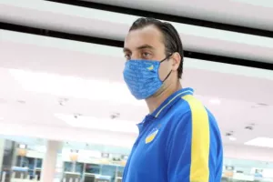 ΦΩΤΟΣ/Αναχώρησε για Τσεχία 