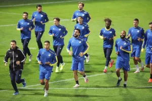 ΦΩΤΟΣ η τελευταία του ΑΠΟΕΛ