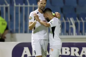 Νίκη με ανατροπή και με 10 παίκτες! (φώτος)