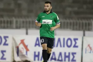 Νίκη με ανατροπή και με 10 παίκτες! (φώτος)