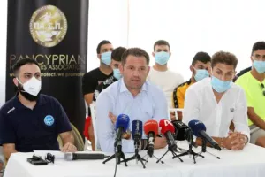 "Ποδοσφαιριστής έχασε τις αισθήσεις του"/ΟΛΑ από διάσκεψη ΠΑΣΠ