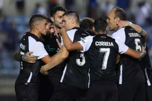 Ανόρθωση/Δεν είναι άσχημη