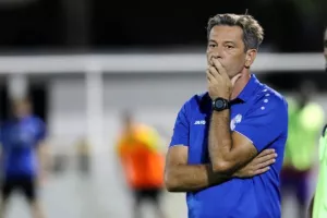 ΚΛΑΦΟΥΡΙΤΣ: "Αν βάζαμε το πέναλτι..." 