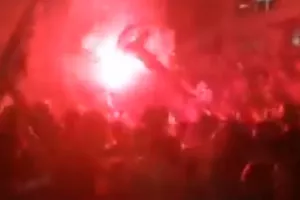 ΧΑΜΟΣ στο οίκημα των "Lakatamia Fans"/ Αποθεώθηκε η αποστολή! (ΦΩΤΟΣ/ΒΙΝΤΕΟ)