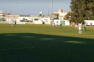 Τριάρα η Αναγέννηση Δερύνειας (φώτος)