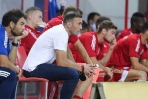 (ΕΝΔΙΑΦΕΡΕΙ ΟΜΟΝΟΙΑ) Πρεμιέρα... με ΤΡΙΑΡΑ ο Ολυμπιακός 