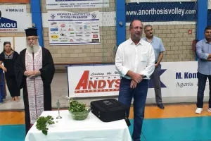 Αγιασμός στην πετοσφαρική Ανόρθωση (φώτος)