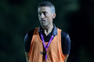 Η Καρμιώτισσα φρέναρε την ΑΕΚ (φώτος) 