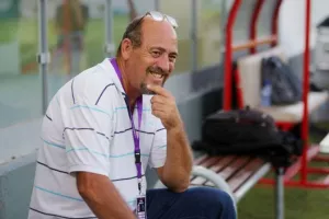 Αλάνθαστος ΕΚΤΟΣ με Τζίνο Φαν Κέσελ! (φώτος)