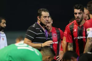 Αλάνθαστος ΕΚΤΟΣ με Τζίνο Φαν Κέσελ! (φώτος)