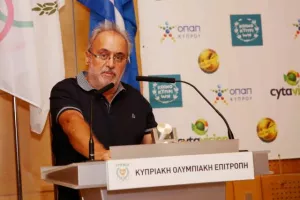 Η Τακτική Γενική Συνέλευση της ΕΑΚ (Φώτος)