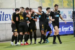 Το ντέρμπι στην ΑΕΚ με ανατροπή και υπογραφή Τρισκόφσκι! (φώτος)