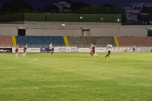 Μεγάλο διπλό κορυφής με "υπογραφή" του Γκισόν (φώτος)