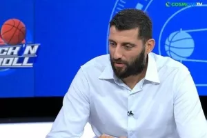 Μπουρούσης για το πούλμαν: "Το ίδιο θα έκανα, γνωρίζοντας πως παίκτες ξενυχτούν μετά από ήττα"