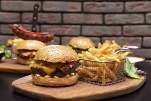 Tα τρία burgers του Box-T που πρέπει οπωσδήποτε να δοκιμάσεις