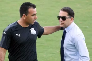 Ετοιμάζει ΝΕΑ "χτυπήματα"
