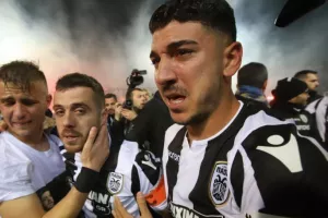 Λημνιός: «Θα μου λείψουν όλα όσα έζησα με τον ΠΑΟΚ» (φώτο)