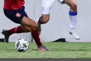 (ΦΙΛΙΚΟ Κύπρος - Τσεχία) Τρεις Τσέχοι με κορωνοϊό! 