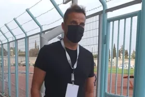 Πριν τη... σέντρα