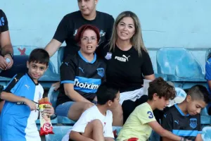 Αυτές... ΔΕΝ γιούχαραν/Δυτική