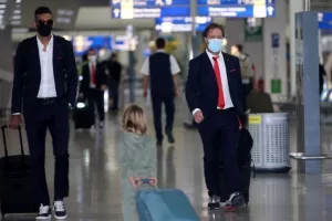 Η αναχώρηση του Ολυμπιακού για την Πορτογαλία