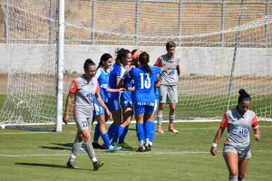 Με Swansea City οι Apollon Ladies
