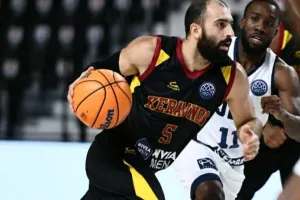 Παλικάρι ο Κεραυνός - Λύγισε στην παράταση (φώτος) 