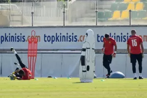 ΦΩΤΟΣ/Συνέχισαν με πρωινή